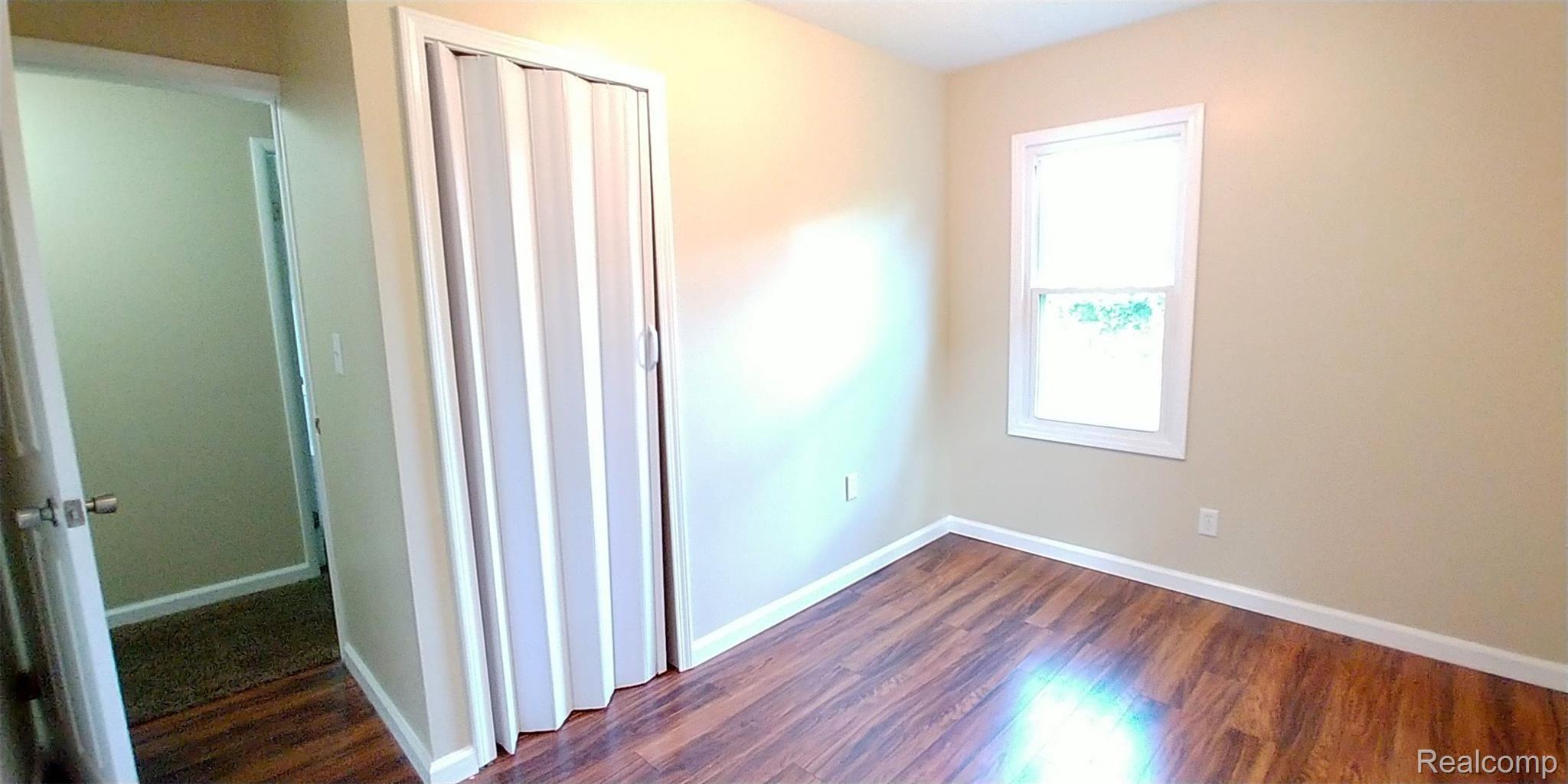 10526 Skeman Road Brighton, MI 48114 - Photo 24 of 35 Bedroom 3.jpg