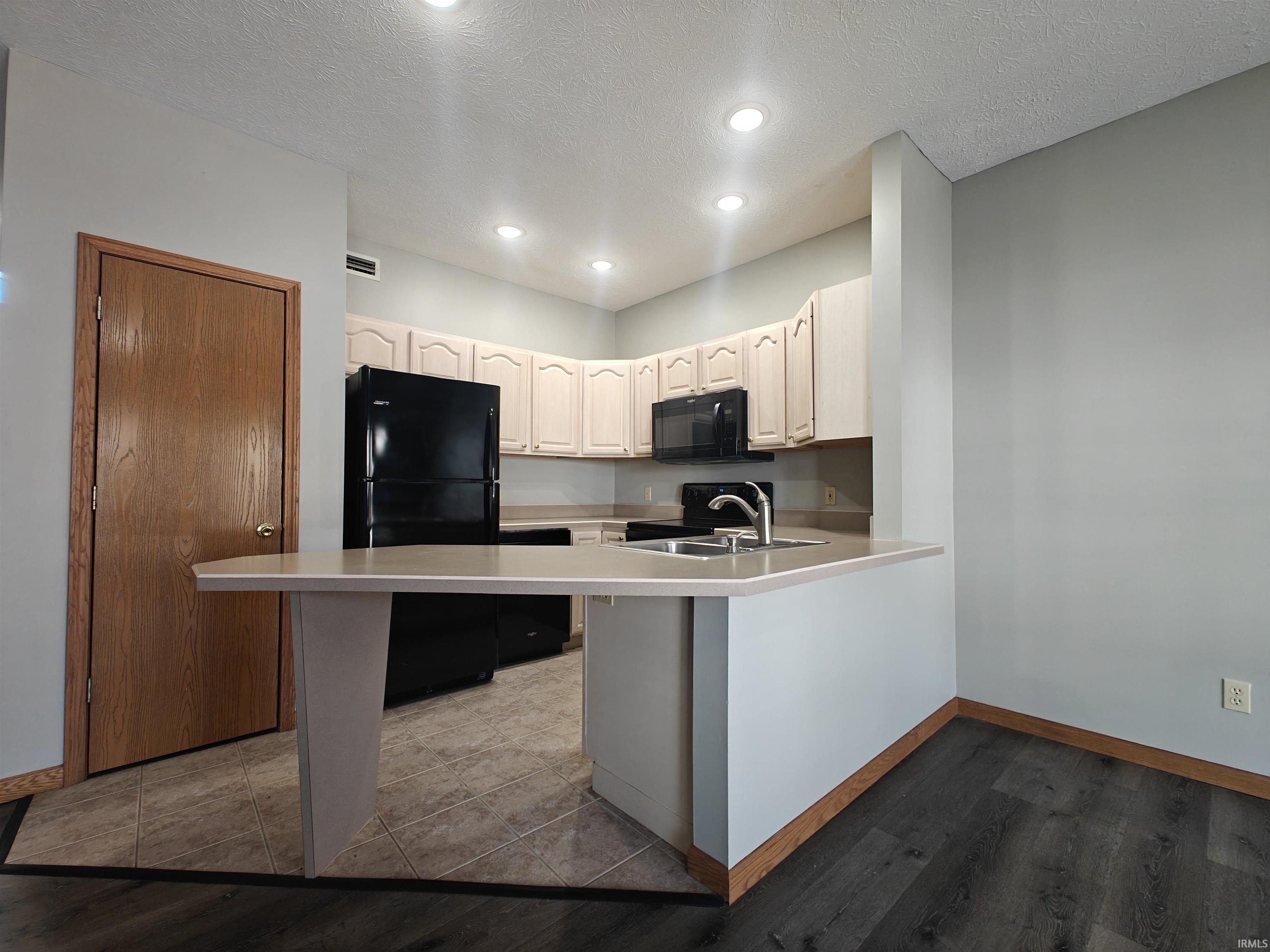 400 Saw Mill Road, Unit 10 Lafayette, IN 47905 - Photo 5 of 13