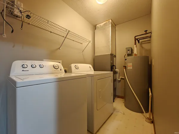 $1,395 | 400 Saw Mill Road, Unit 10, Lafayette, IN 47905