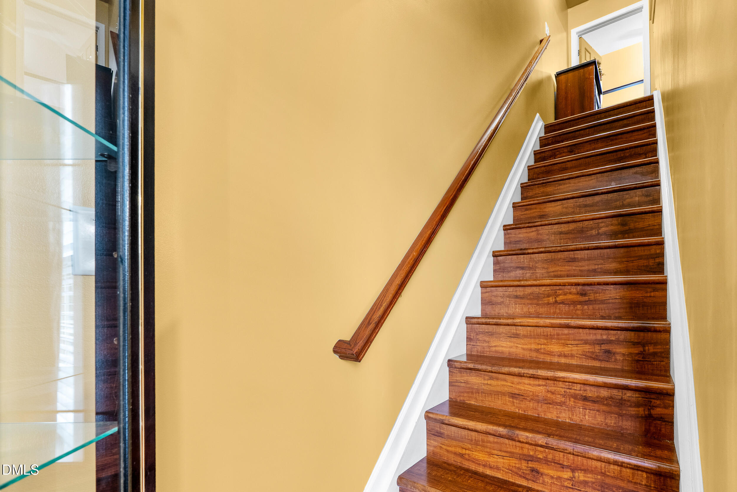 8840 Thornton Town Place Raleigh, NC 27616 - Photo 7 of 32 12_photos-08