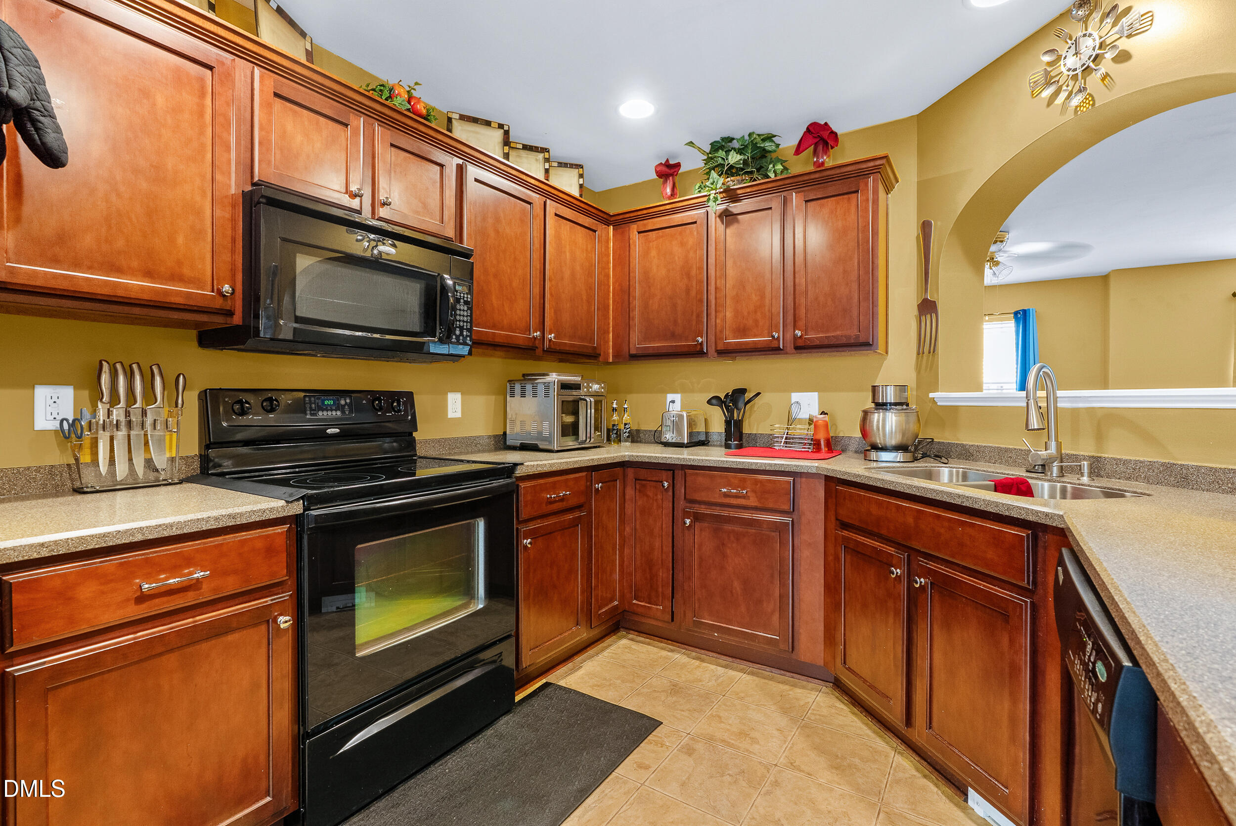 8840 Thornton Town Place Raleigh, NC 27616 - Photo 16 of 32 21_photos-17