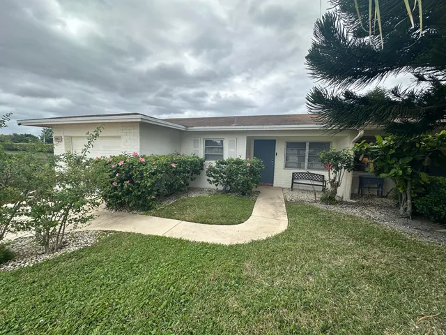 $2,000 | 13322 Vía Vulcanus, Unit A, Delray Beach, FL 33484