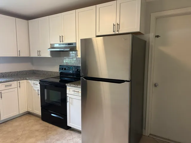 $2,000 | 13322 Vía Vulcanus, Unit A, Delray Beach, FL 33484