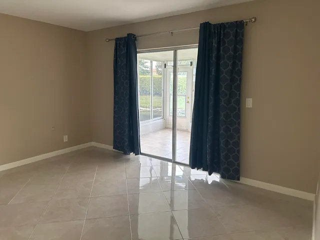 $2,000 | 13322 Vía Vulcanus, Unit A, Delray Beach, FL 33484