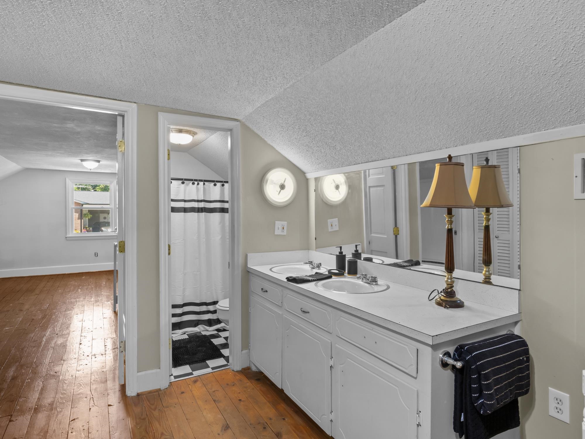 201 Spruce Street Union, SC 29379 - Photo 29 of 44