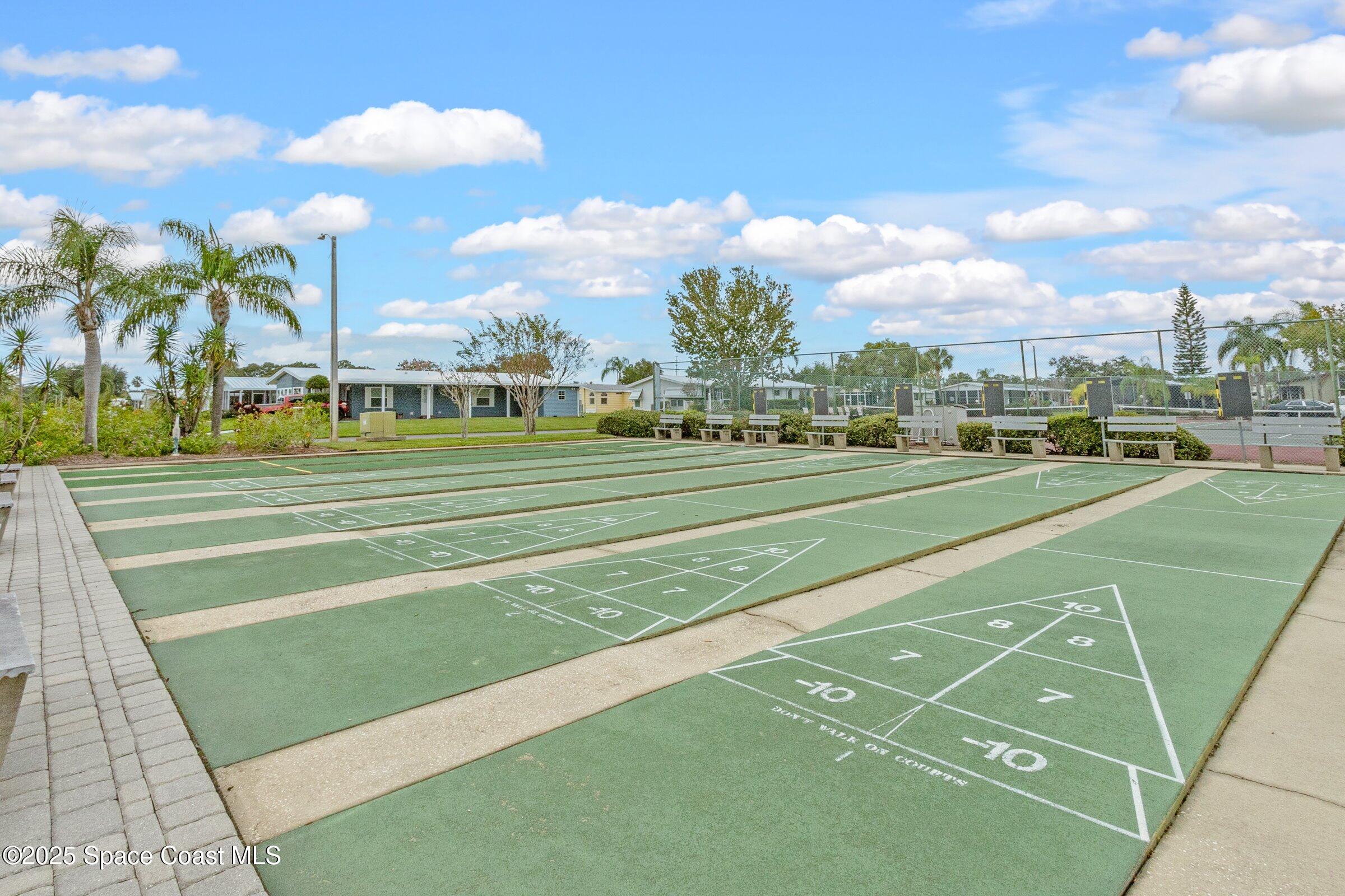 595 Outer Drive, Unit 129 Cocoa, FL 32926 - Photo 33 of 49 a view of a basketball court
