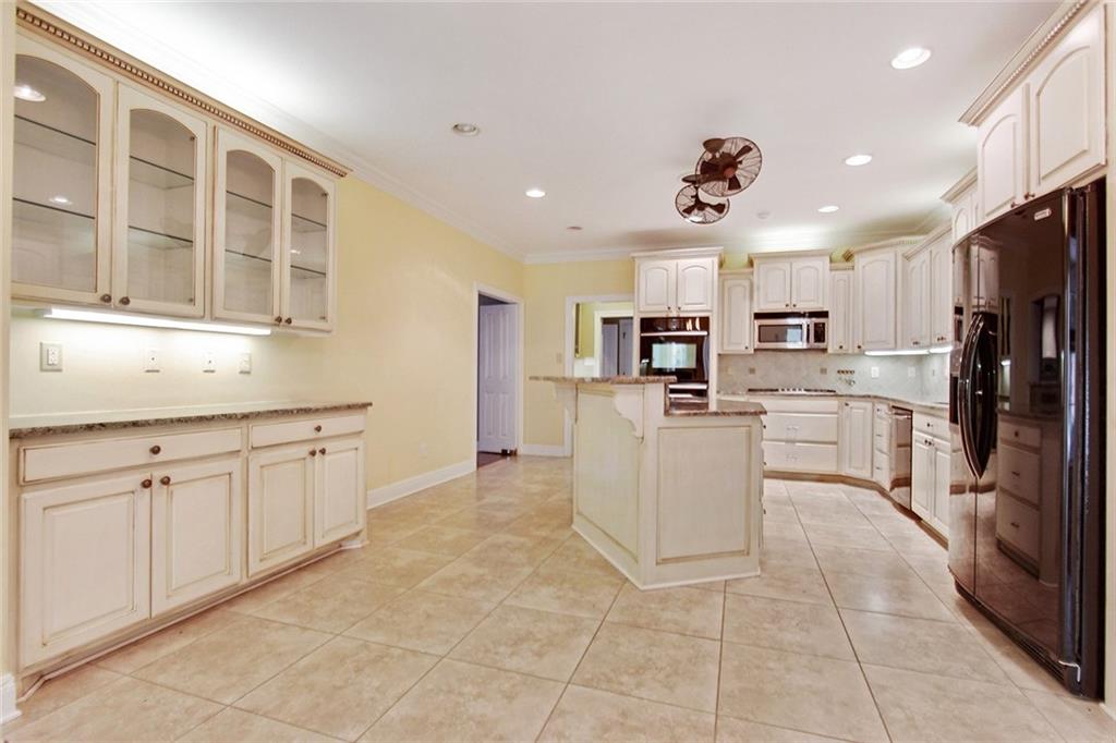 3813 Rue Left Bank Alexandria, LA 71303 - Photo 8 of 19 Gallery Image 8