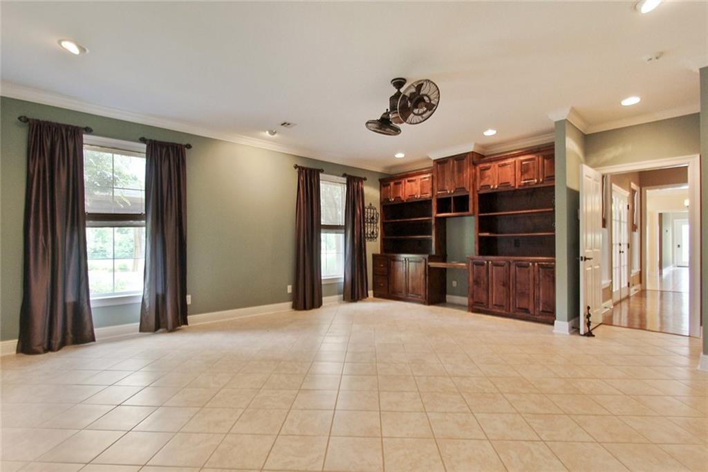 3813 Rue Left Bank Alexandria, LA 71303 - Photo 10 of 19 Gallery Image 10