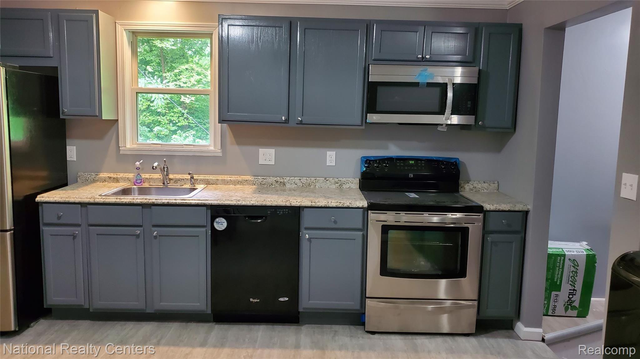 18470 Cornell Road Southfield, MI 48075 - Photo 20 of 44 20200627_101810.jpg