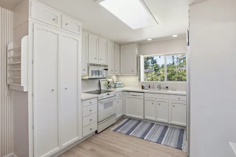 $1,195,000 | 59 Skyline Crest Drive, Monterey, CA 93940