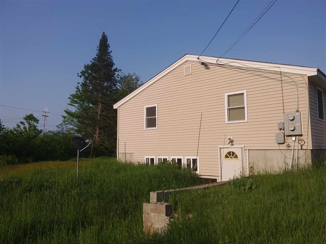 31 Cemetery Road Springfield, VT 05150 - Photo 4 of 10
