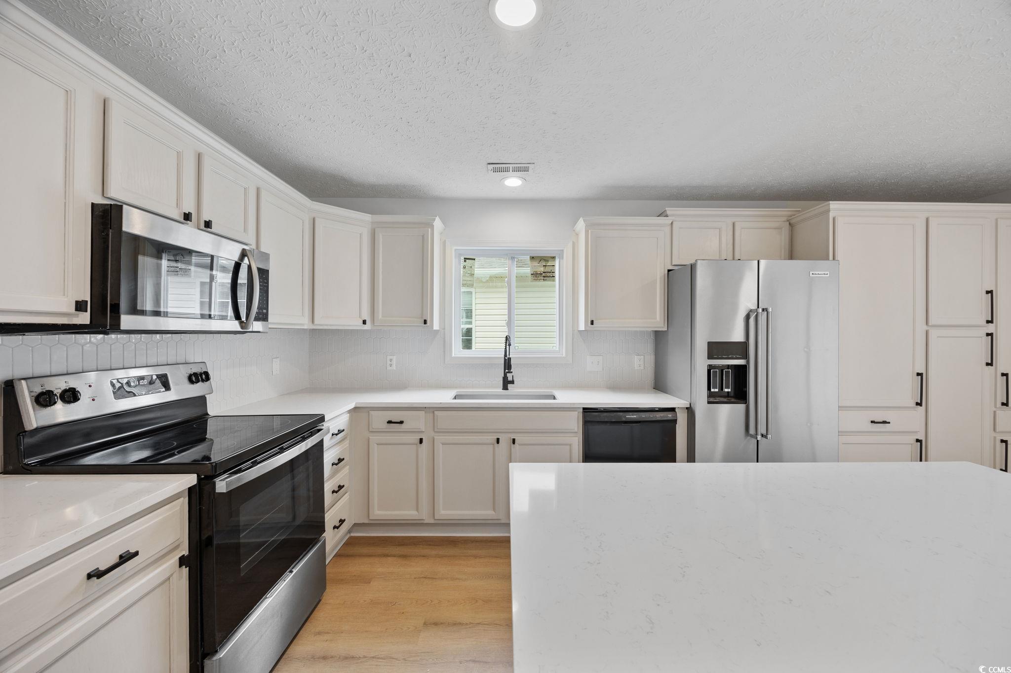 1019 Autumn Drive Murrells Inlet, SC 29576 - Photo 11 of 40 Gallery Image 11