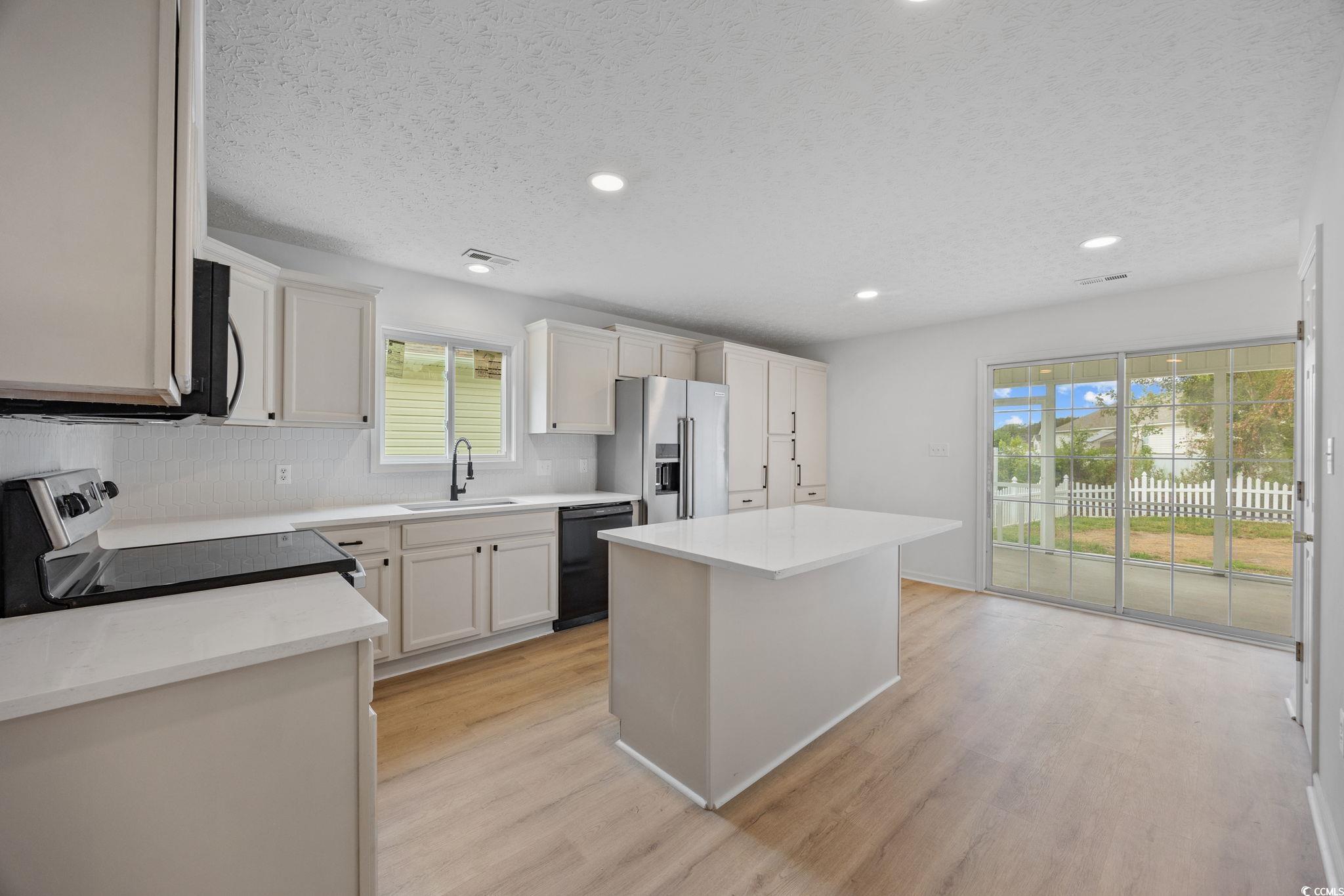 1019 Autumn Drive Murrells Inlet, SC 29576 - Photo 10 of 40 Gallery Image 10