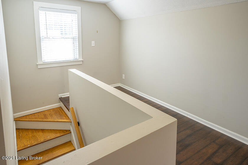 215 Alcott Road Louisville, KY 40207 - Photo 39 of 42 39