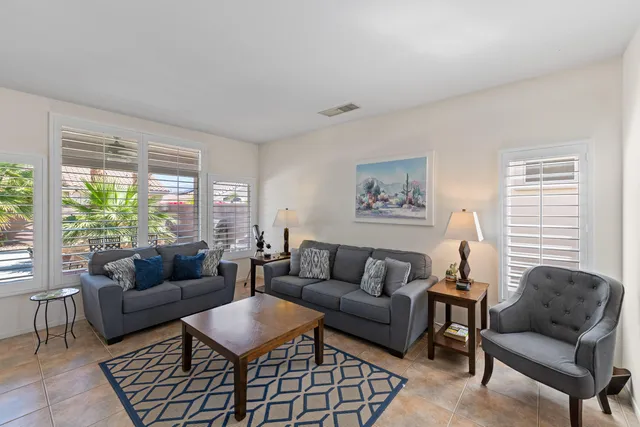 $2,400 | 78938 Waterford Lane, Palm Desert, CA 92211