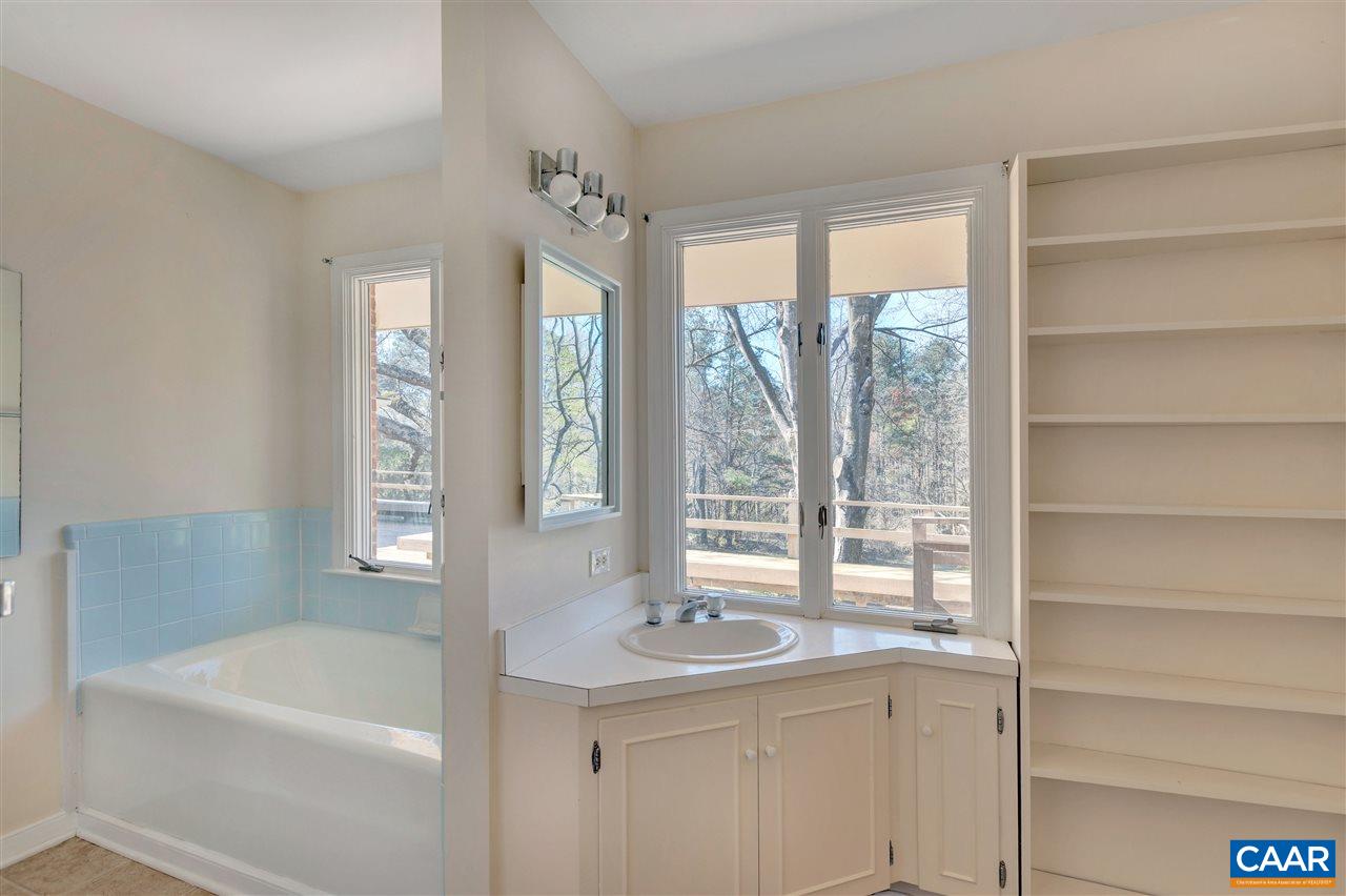 2323 Sheffield Road Charlottesville, VA 22901 - Photo 25 of 35 Gallery Image 25