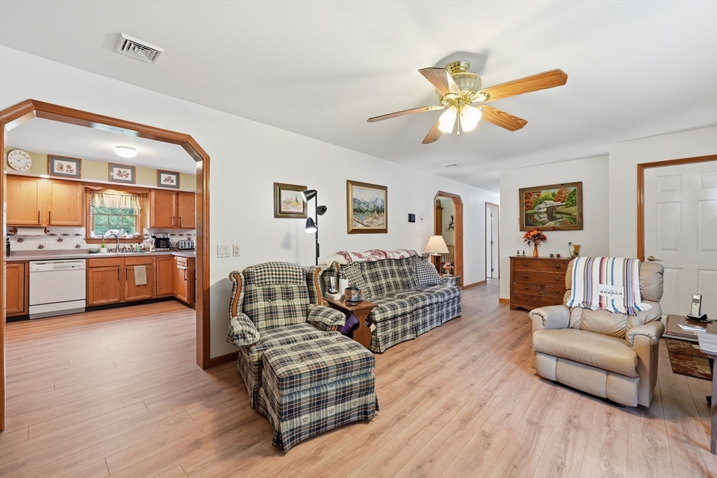 812 Wauwinet Road Barre, MA 01005 - Photo 22 of 40 Gallery Image 22