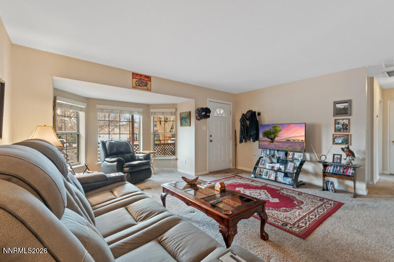 136 York Way Sparks, NV 89431 - Photo 4 of 21 136 York Way (4 of 21) living room to wi