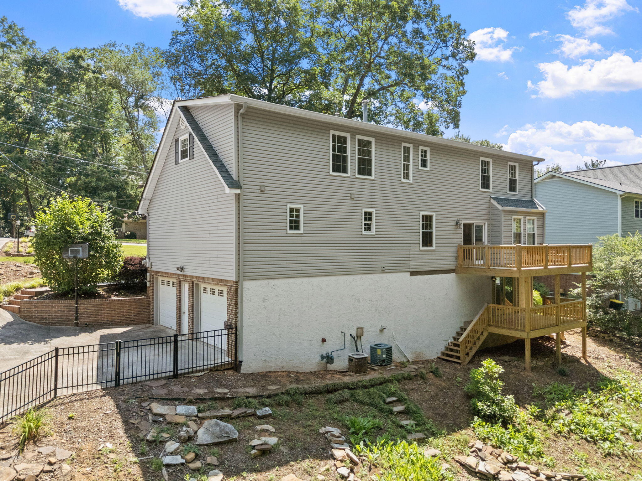 1808 Hidden Harbor Road Hixson, TN 37343 - Photo 60 of 73 fully fenced back lawn