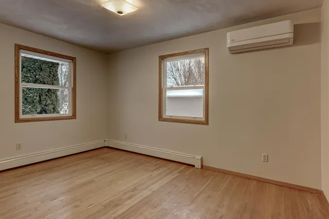 $374,000 | 1139 Tayco Street, Menasha, WI 54952