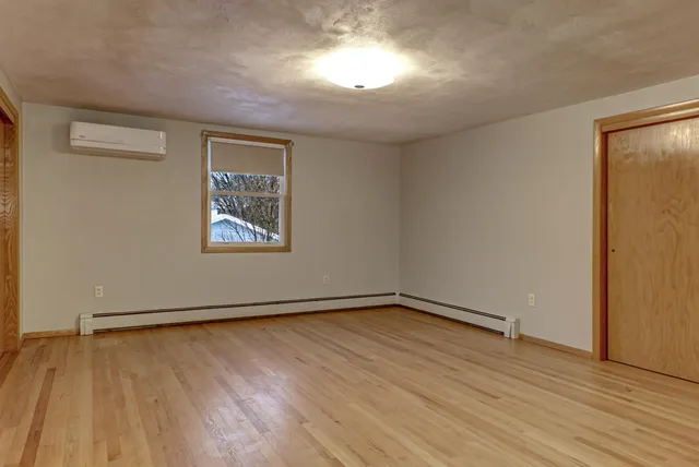 $374,000 | 1139 Tayco Street, Menasha, WI 54952