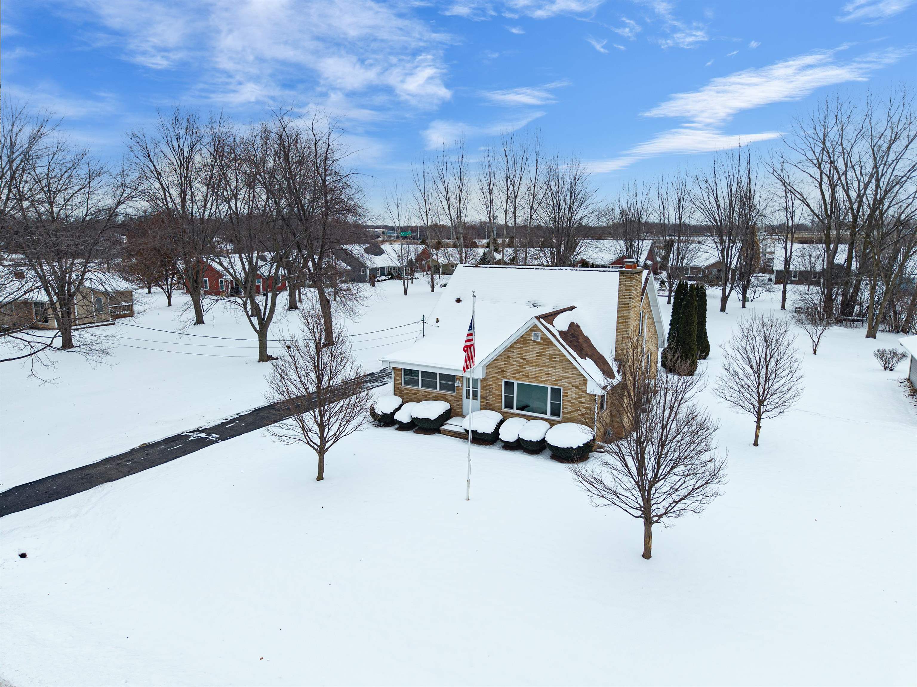 1139 Tayco Street Menasha, WI 54952 - Photo 33 of 43