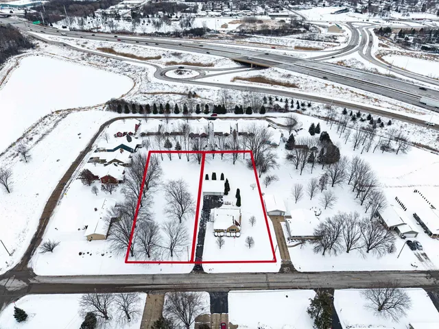 $374,000 | 1139 Tayco Street, Menasha, WI 54952