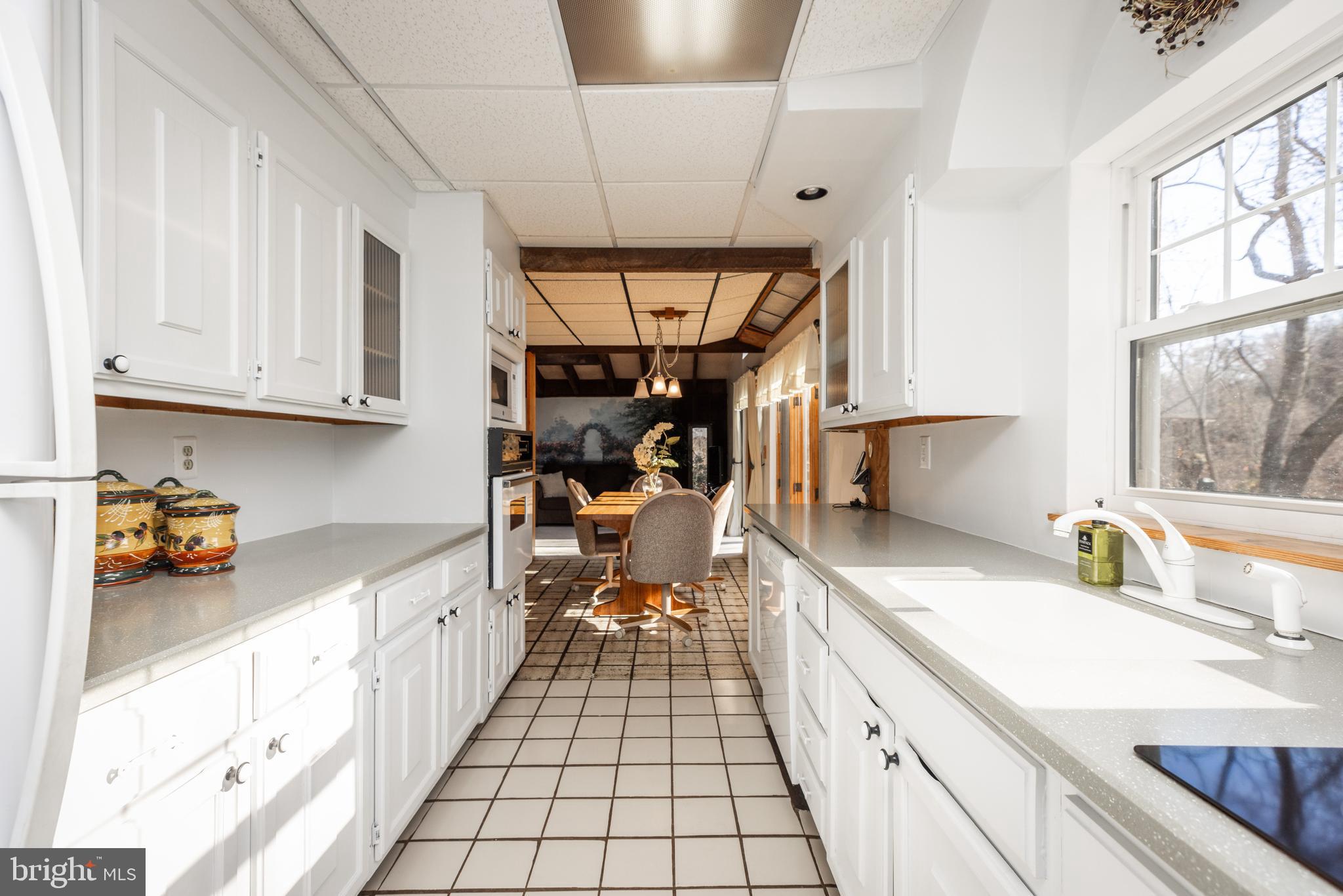 1007 South Ridge Road Chadds Ford, PA 19317 - Photo 11 of 37