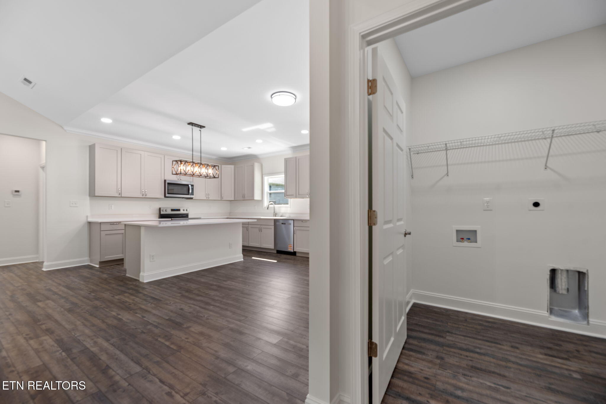 711 Byrd Street Clinton, TN 37716 - Photo 15 of 27 Byrd kitchen 3