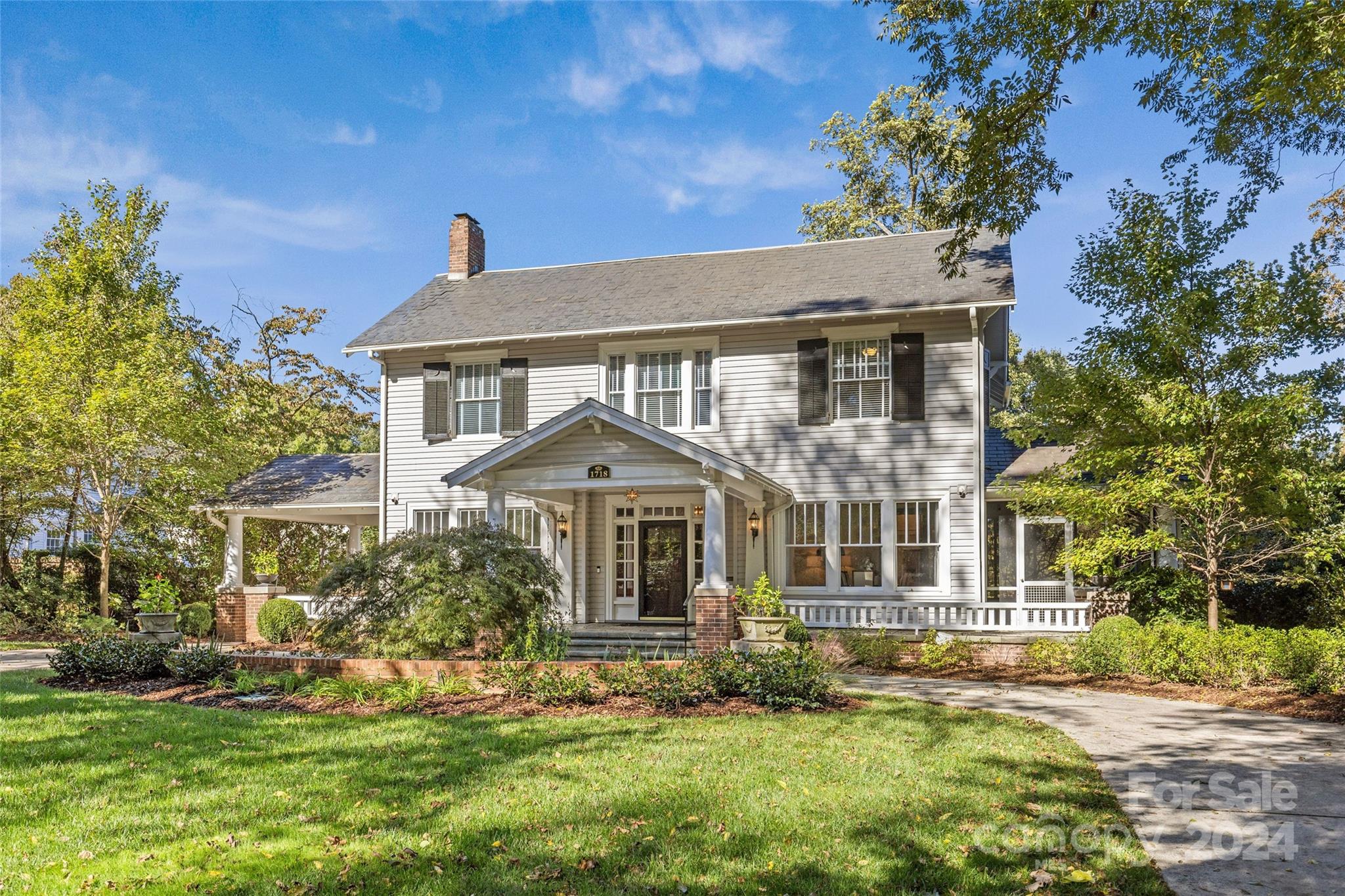 1718 Queens Road Charlotte, NC 28207 - Photo 1 of 48 Gallery Image 1