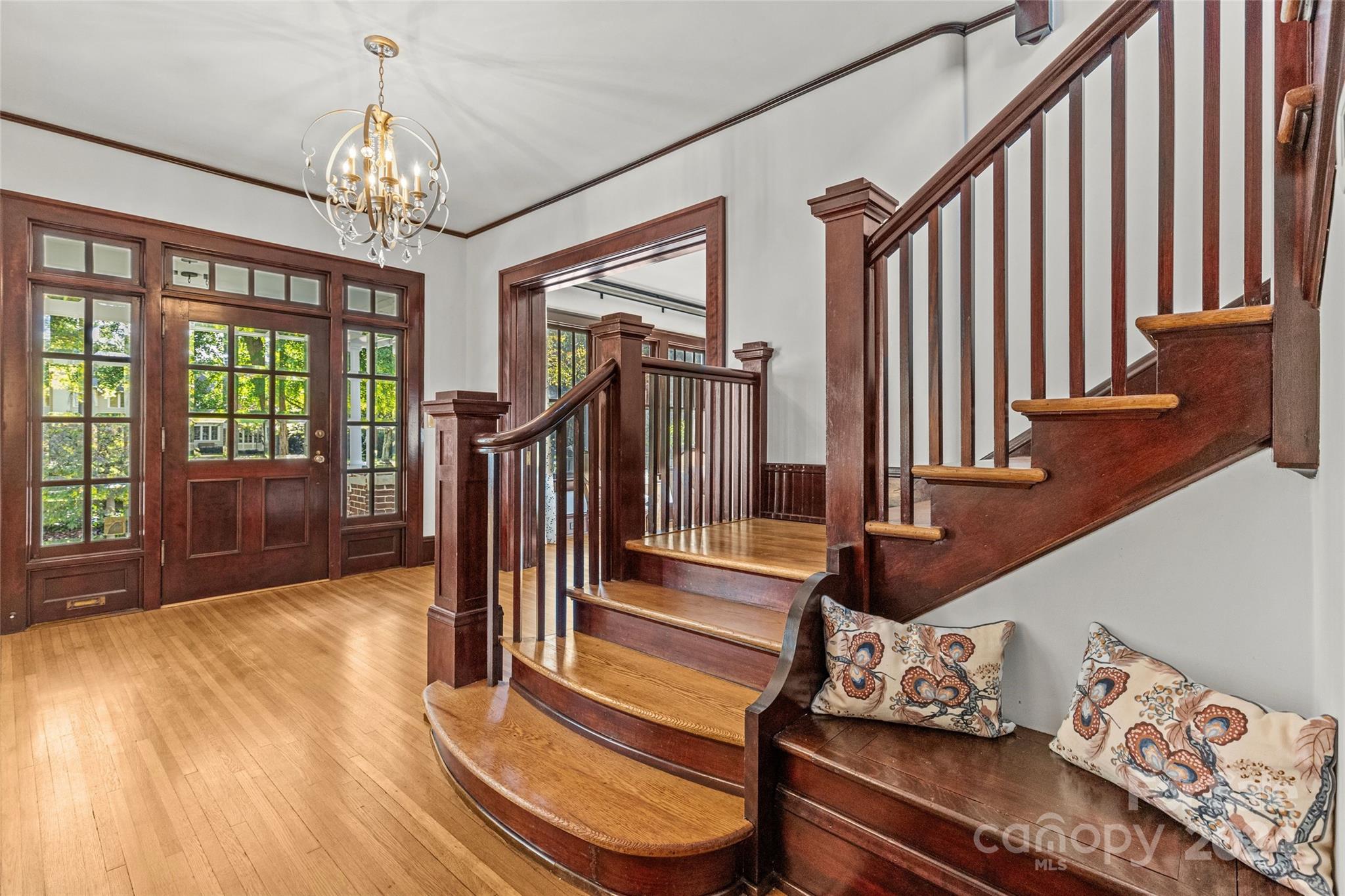 1718 Queens Road Charlotte, NC 28207 - Photo 5 of 48 Gallery Image 5