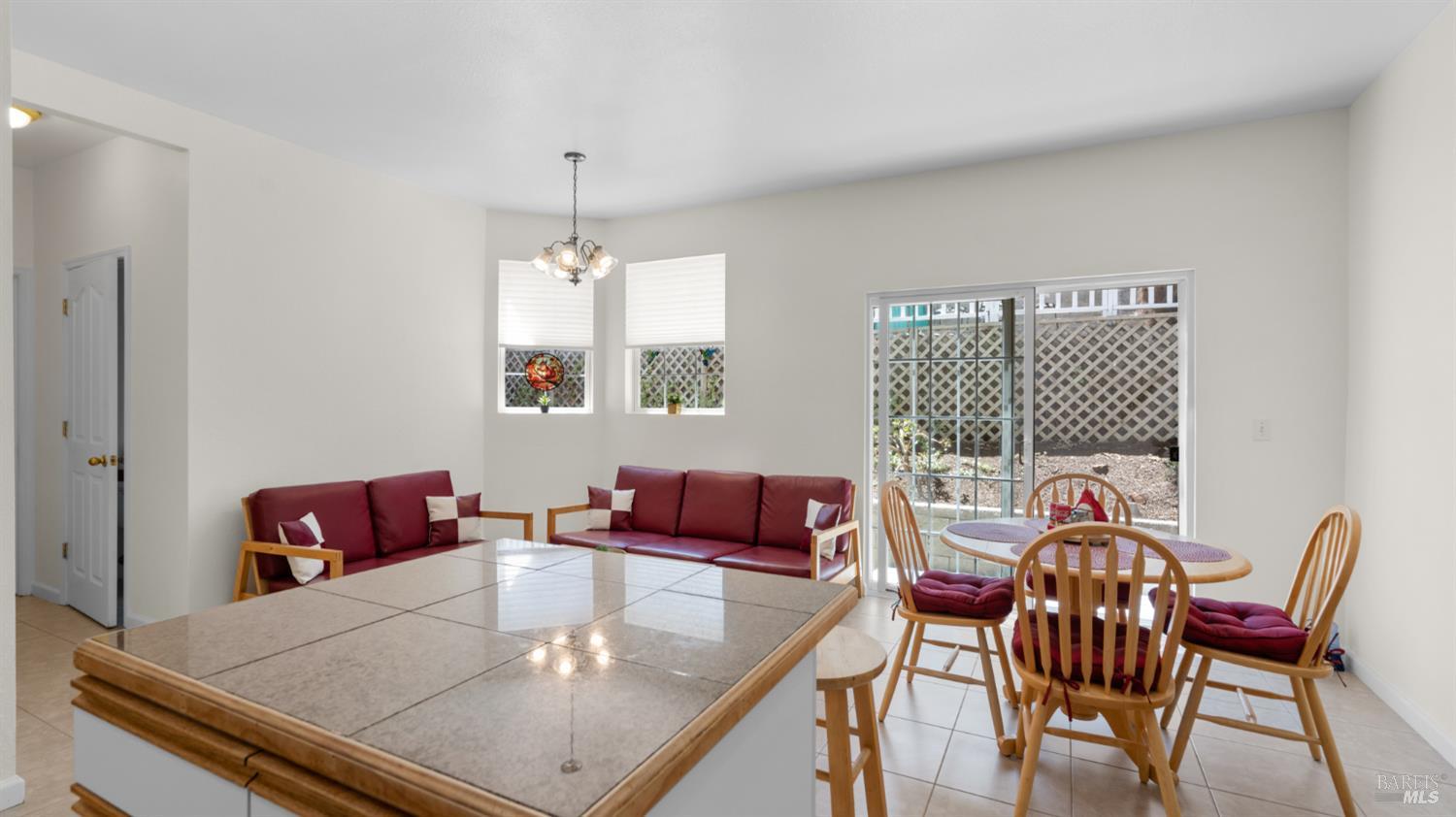 358 Rodeo Avenue Rodeo, CA 94572 - Photo 20 of 51 Gallery Image 20
