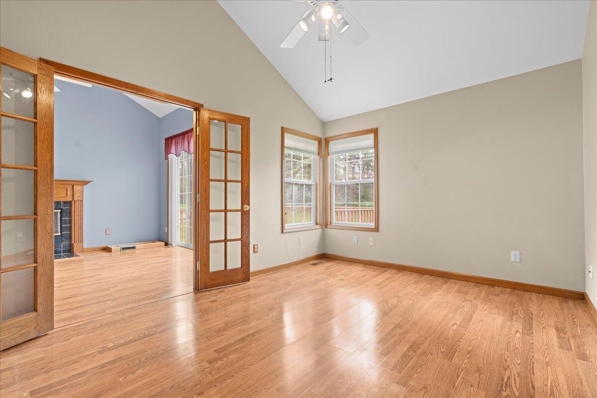 3168 MacKenzie Drive Howell, MI 48843 - Photo 17 of 44 21-Media Jett - 21