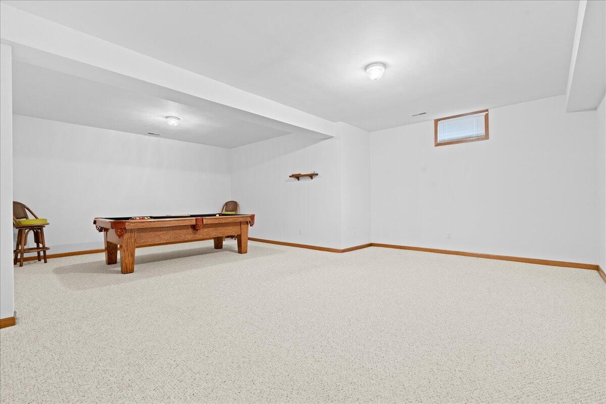 3168 MacKenzie Drive Howell, MI 48843 - Photo 26 of 44 42-Media Jett - 41