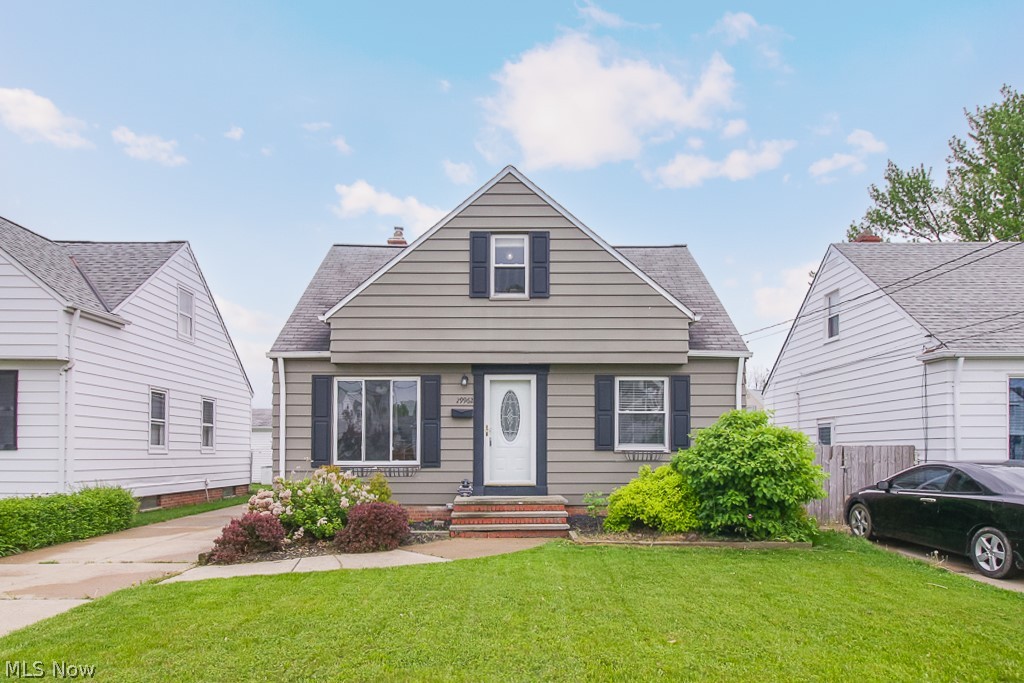 29962 Elgin Road Wickliffe, OH 44092 - Photo 1 of 31 Gallery Image 1