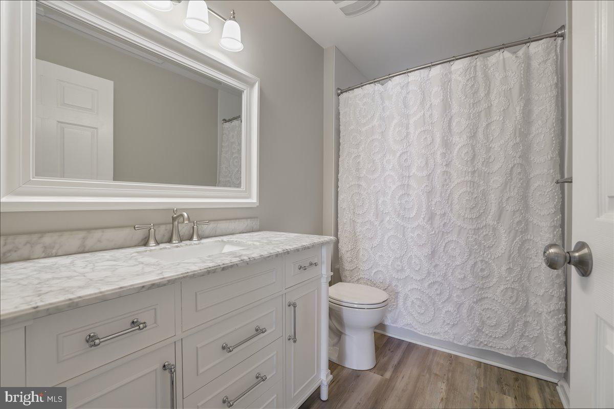 5401 Windtree Drive Doylestown, PA 18902 - Photo 31 of 36 Full Hall Bathroom