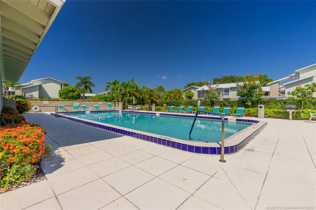 800 Northwest Fork Road, Unit 58 Stuart, FL 34994 - Photo 27 of 31 Community Pool