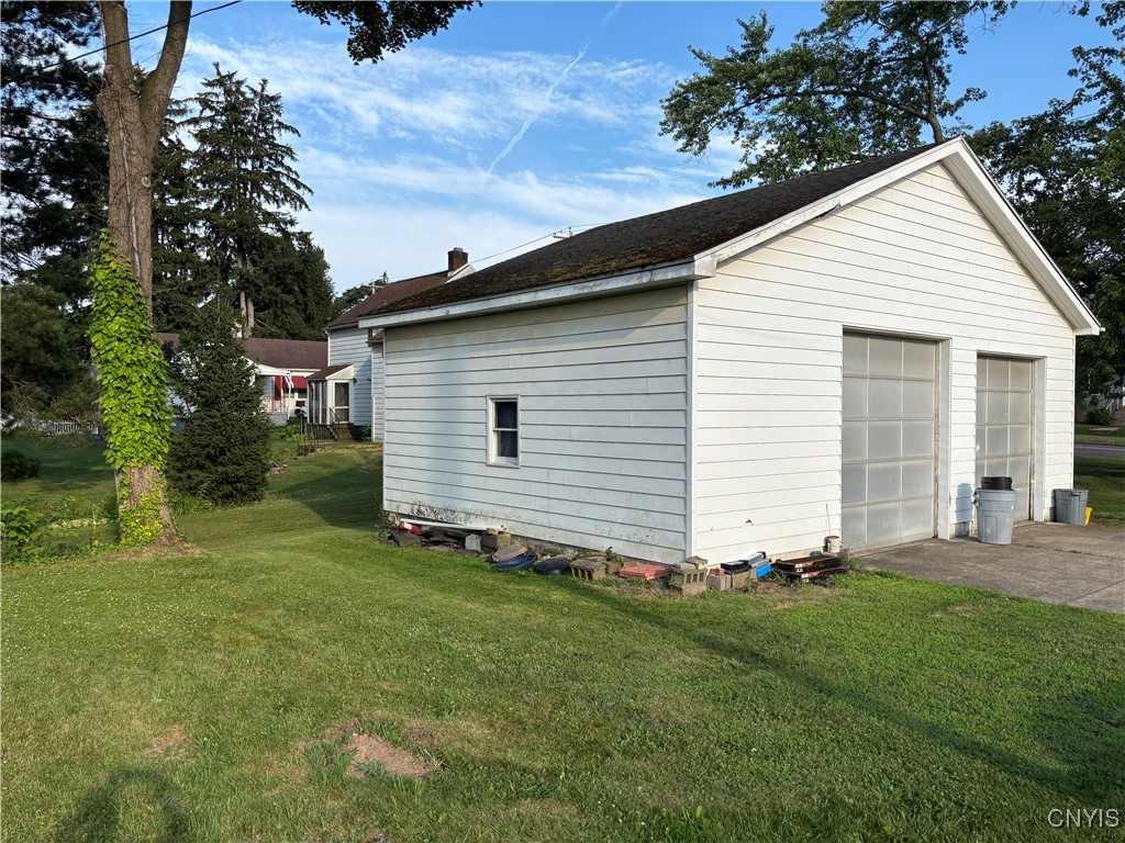 39 Standart Avenue Auburn, NY 13021 - Photo 6 of 22