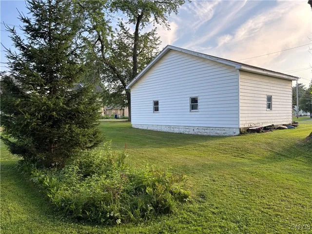 $130,000 | 39 Standart Avenue, Auburn, NY 13021