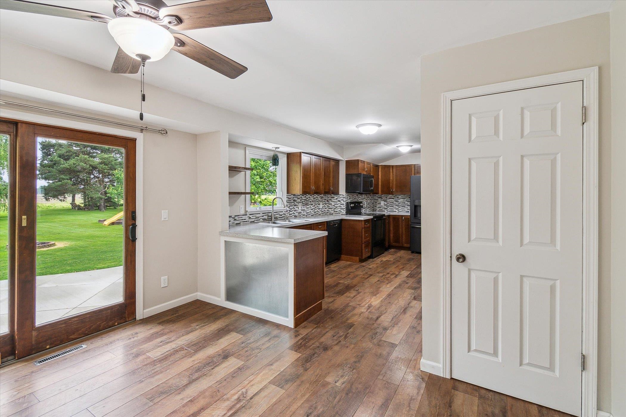 7785 Ditch Road Chesaning, MI 48616 - Photo 10 of 54
