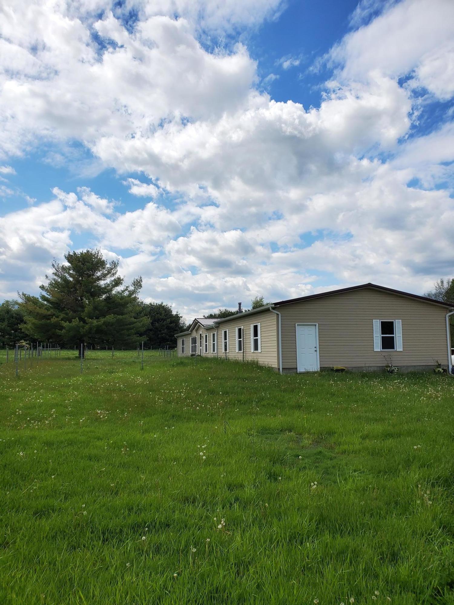 11114 Flint Ridge Road Southeast Newark, OH 43056 - Photo 1 of 21