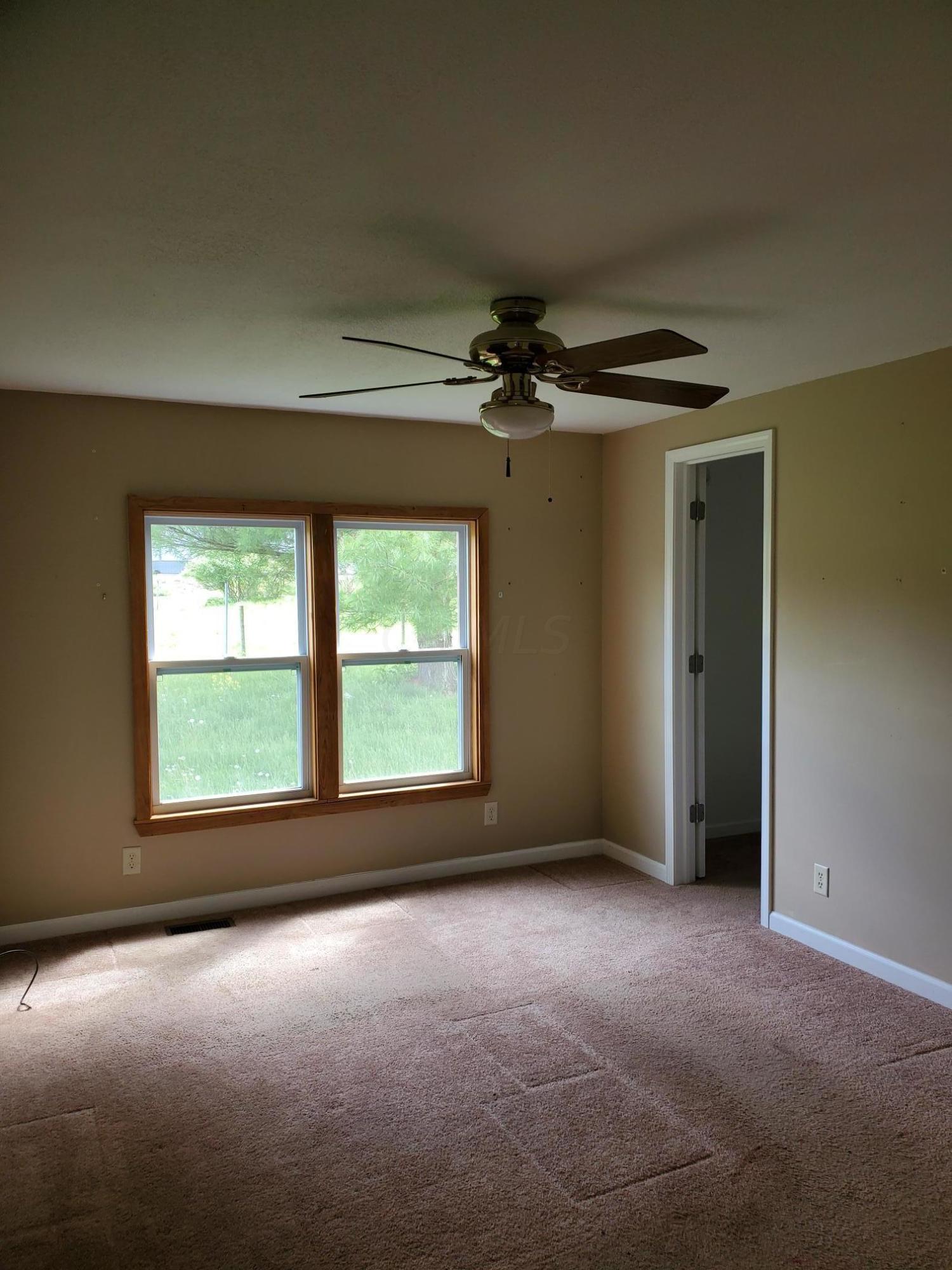 11114 Flint Ridge Road Southeast Newark, OH 43056 - Photo 9 of 21