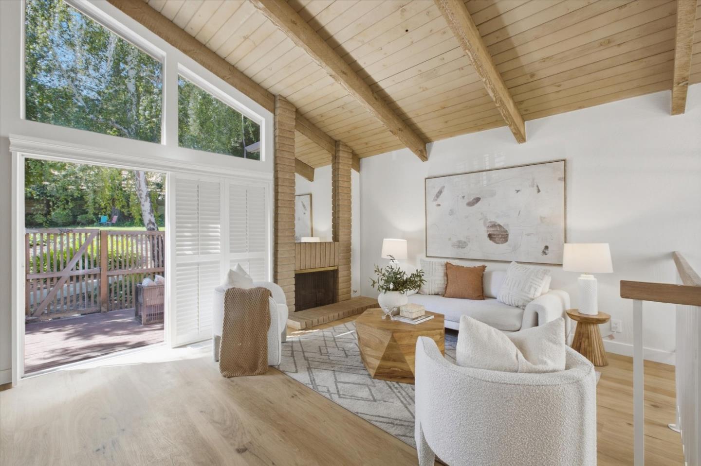 22944 Longdown Road Cupertino, CA 95014 - Photo 6 of 113 Gallery Image 6