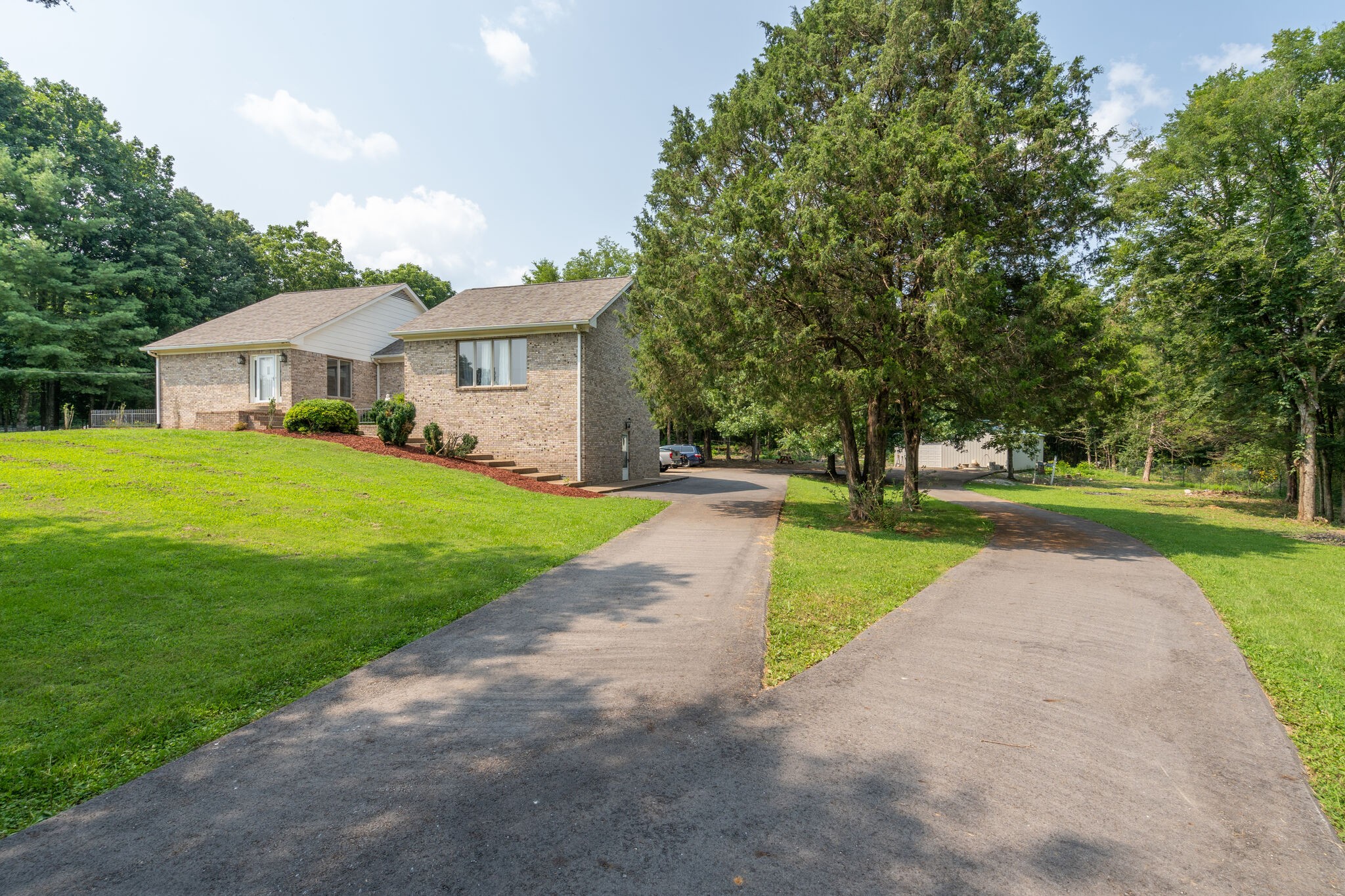 4990 Ash Hill Road Spring Hill, TN 37174 - Photo 4 of 50 Gallery Image 4