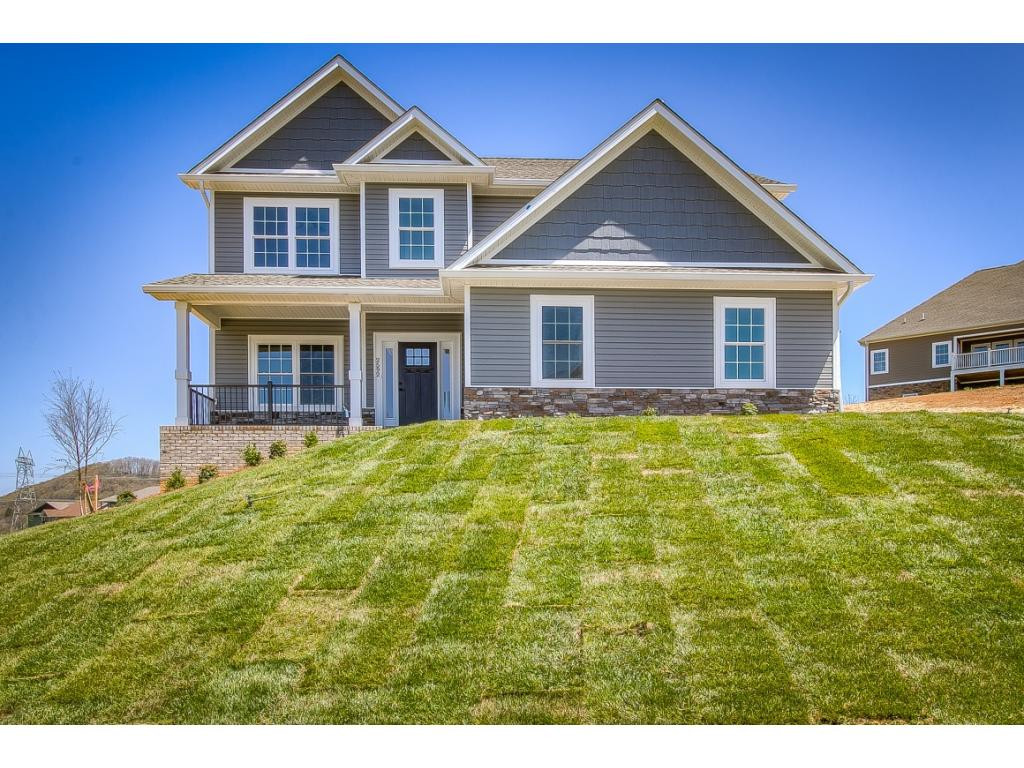 2592 Bridgeforth Crossing Kingsport, TN 37664 - Photo 1 of 35 Photo 1