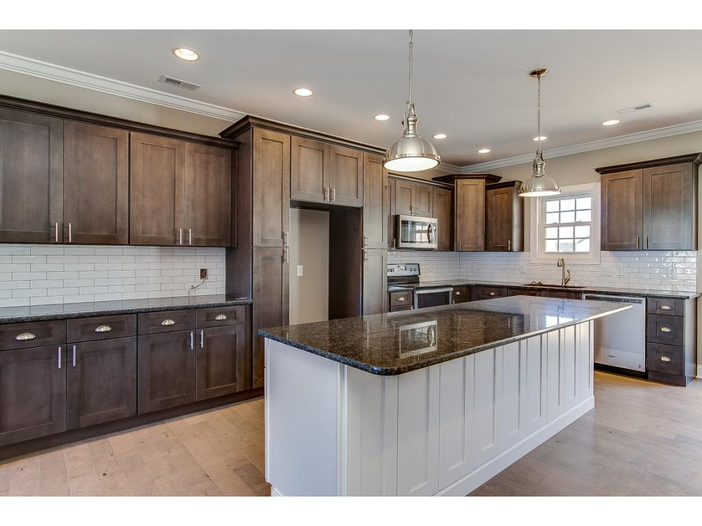 2592 Bridgeforth Crossing Kingsport, TN 37664 - Photo 8 of 35 Photo 8