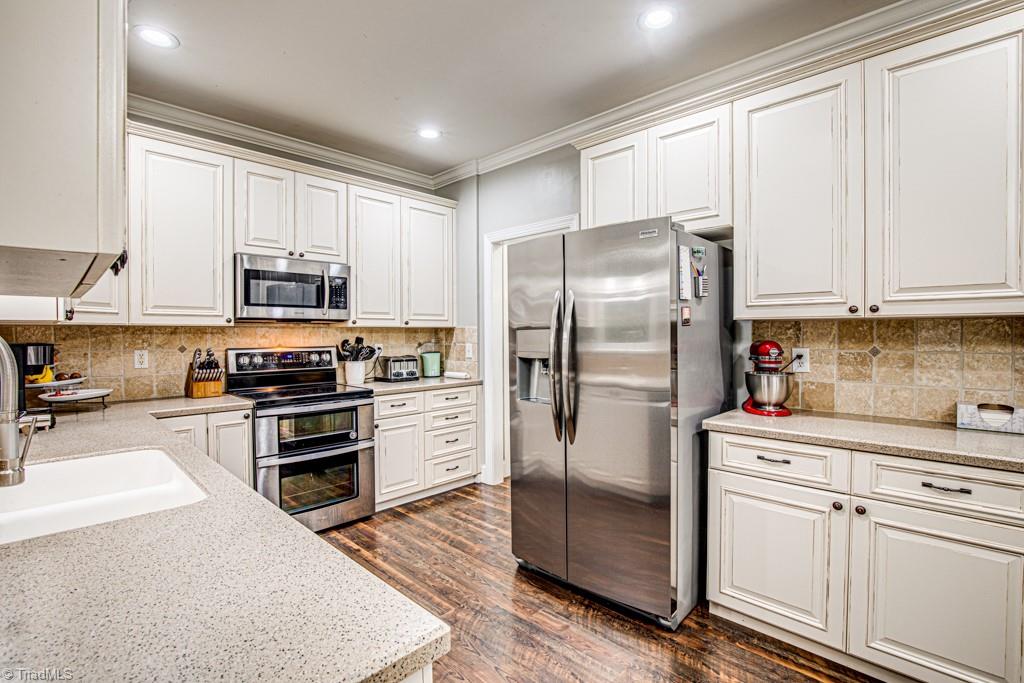 4209 Thorn Ridge Road Winston-Salem, NC 27106 - Photo 17 of 49 Gallery Image 17