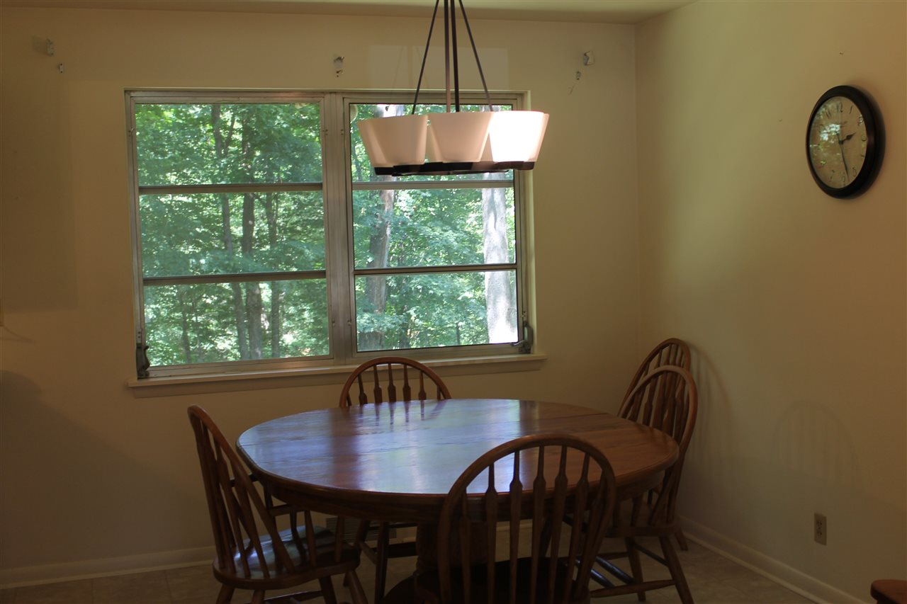 1815 East Maple Ridge Drive Peoria, IL 61603 - Photo 8 of 26 Gallery Image 8
