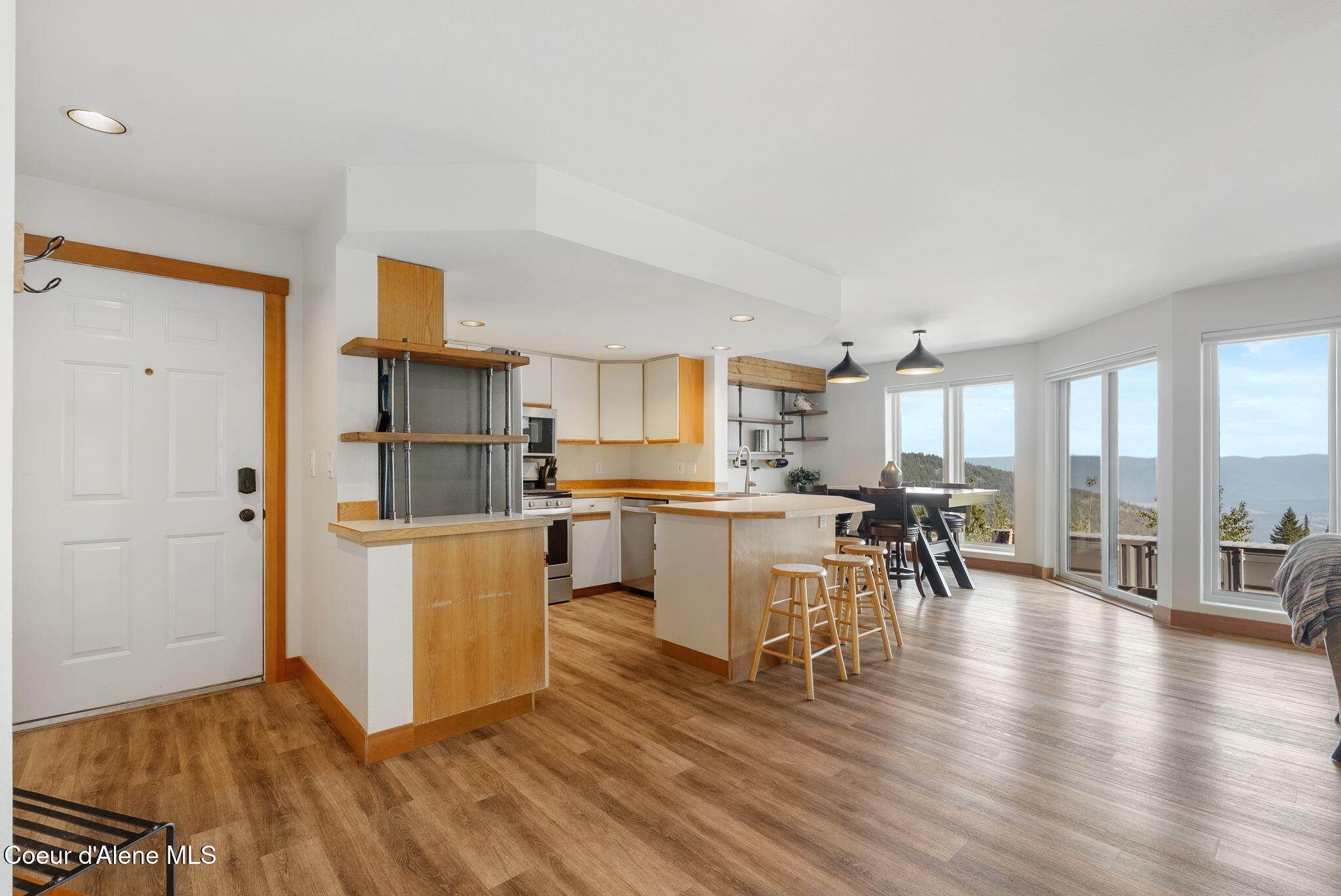 169 Crystal Springs Road, Unit 501 Sandpoint, ID 83864 - Photo 14 of 51 10_DSC09499