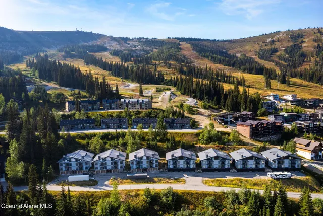 $1,290,000 | 169 Crystal Springs Road, Unit 501, Sandpoint, ID 83864